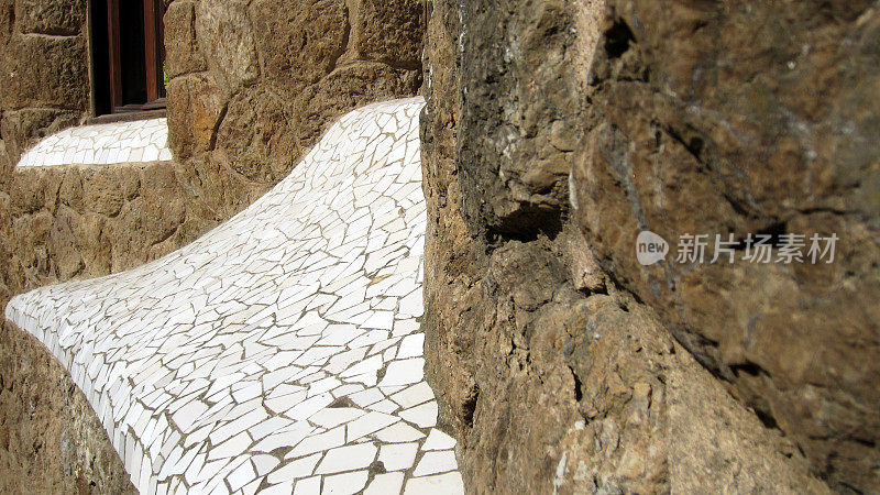 Antonio Gaudi的Tile Parc Guell